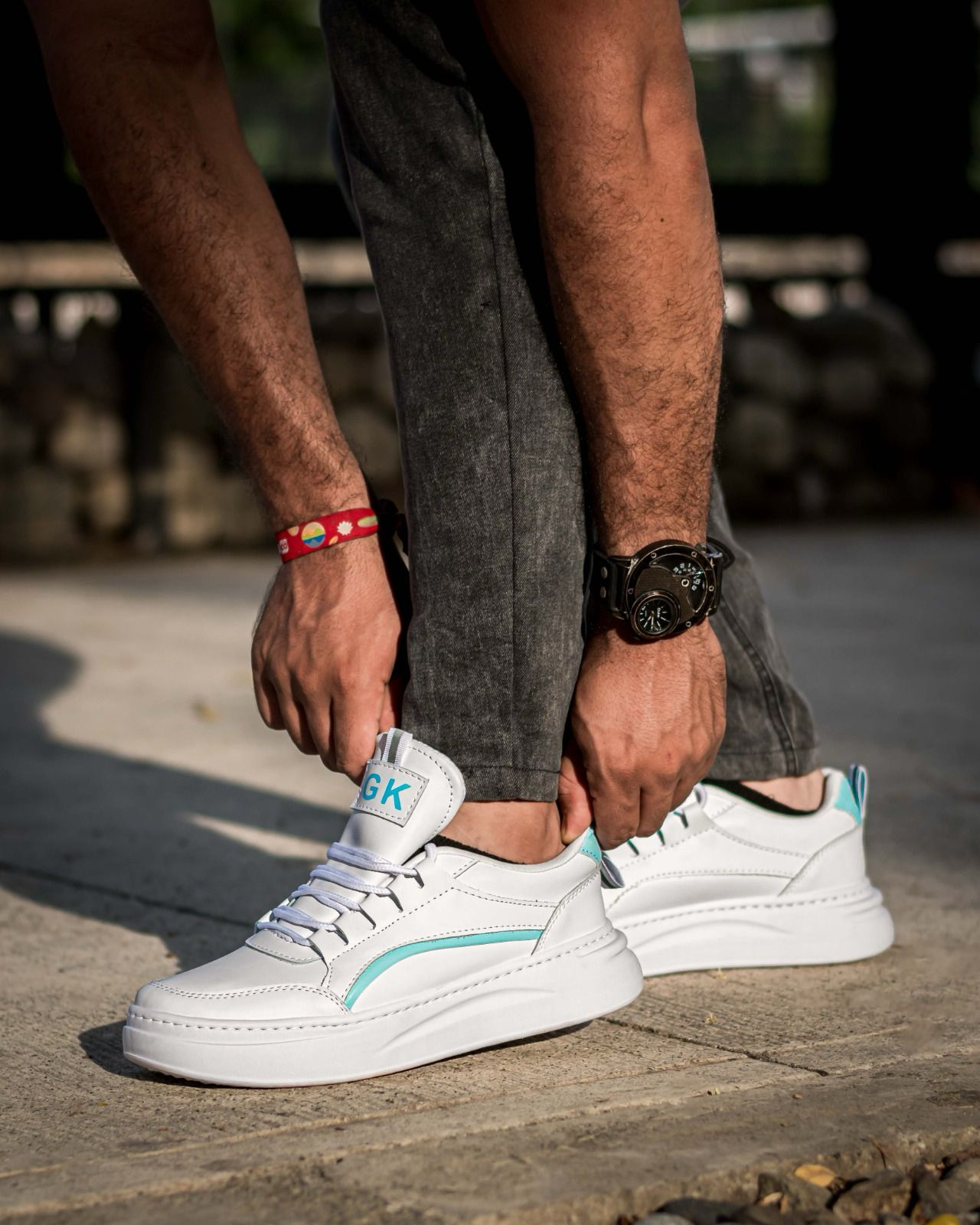Zapatillas White Rush Unisex | Comodidad y estilo en cada paso.